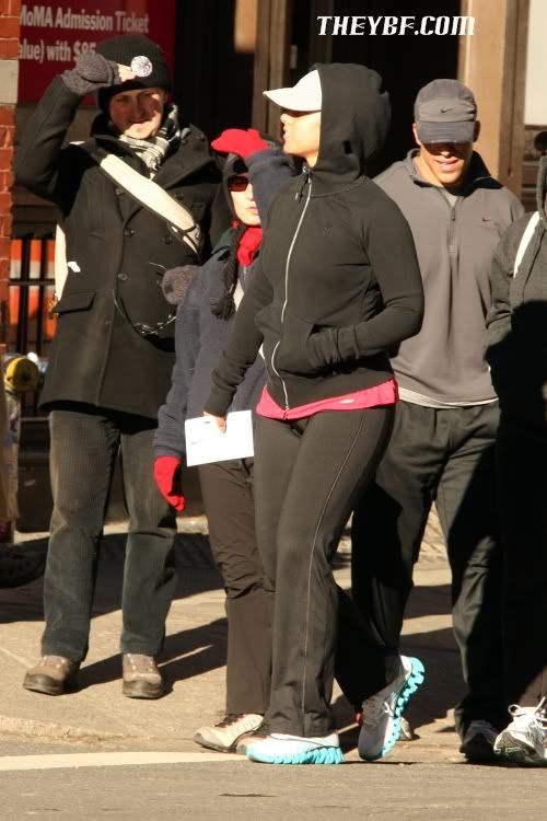 CANDIDS Alicia Keys' PostGym Strut Through Soho The Young, Black